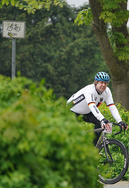 Schauspieler Rohde startet Spendenaktion "HerzRadtour"