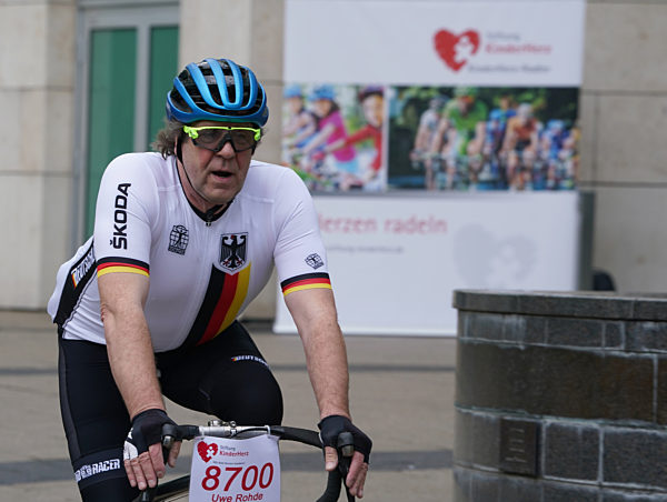 Schauspieler Rohde startet Spendenaktion "HerzRadtour"