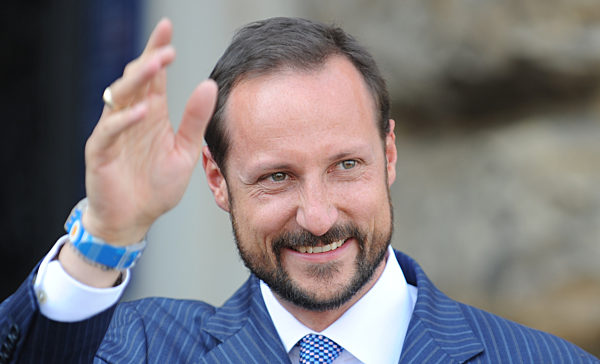 Norwegens Kronprinz Haakon besucht Hamburg