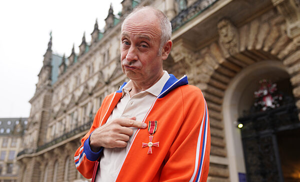 Bundesverdienstkreuz für Kabarettist Alfons