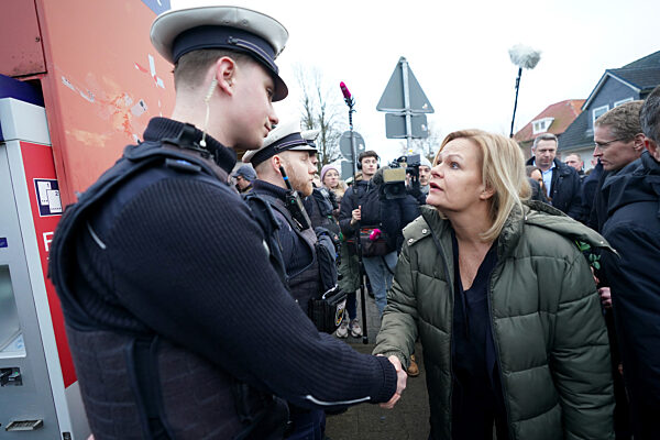 Nach Messerattacke in Zug zwischen Kiel und Hamburg