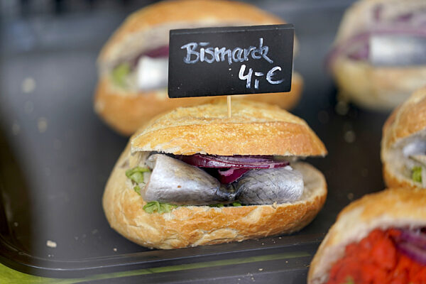 Vor dem Weltfischbrötchentag am 6. Mai