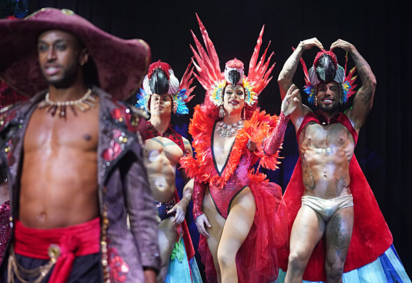 50 Jahre Travestie-Show im Pulverfass Cabaret