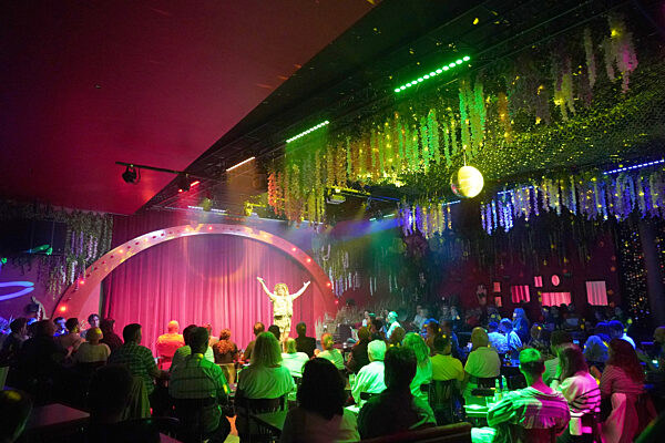 50 Jahre Travestie-Theater «Pulverfass Cabaret»