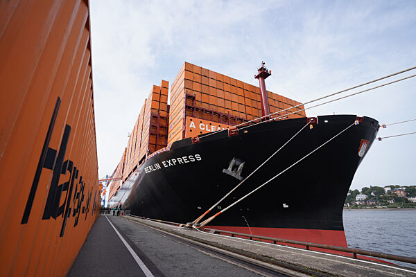 Taufe Containerschiff "Berlin Express"