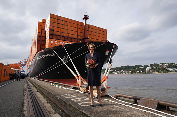 Taufe Containerschiff "Berlin Express"