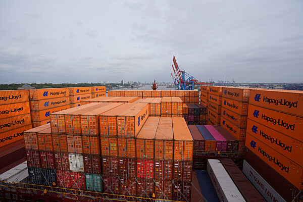 Taufe Containerschiff "Berlin Express"