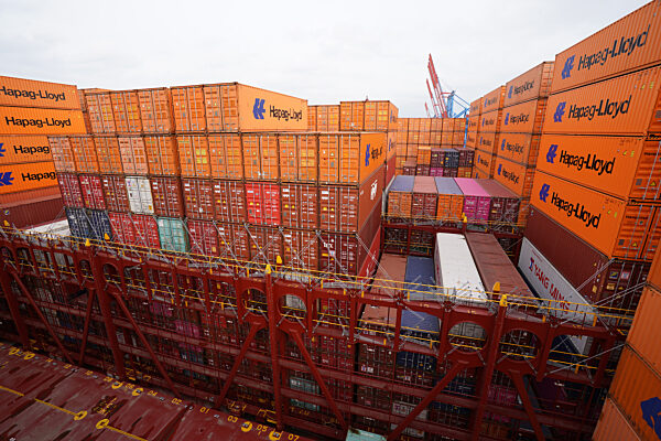 Taufe Containerschiff "Berlin Express"