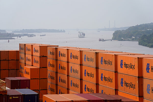 Taufe Containerschiff "Berlin Express"