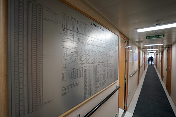 Taufe Containerschiff "Berlin Express"