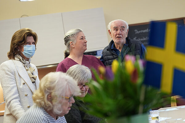 Königin Silvia von Schweden besucht
Demenzstation