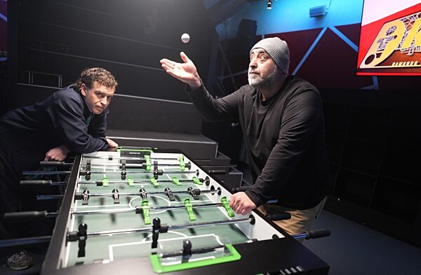 Kickern mit „Großstadtrevier“-Ensemble