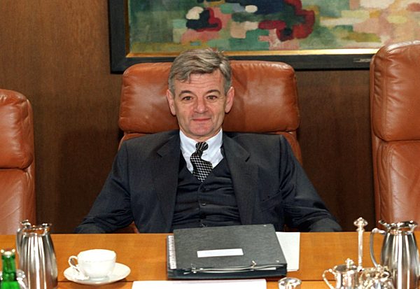 Erste Kabinettssitzung: Joschka Fischer