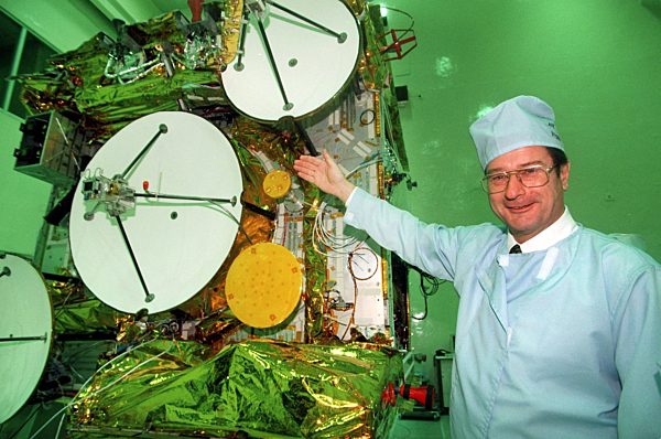 Kinkel besucht indisches Technologie-Zentrum Bangalore