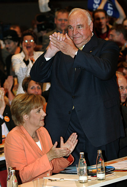 CDU-Parteitag Dortmund - Merkel und Kohl