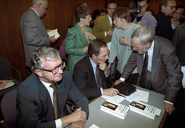 Diskussion um den Regierungssitz