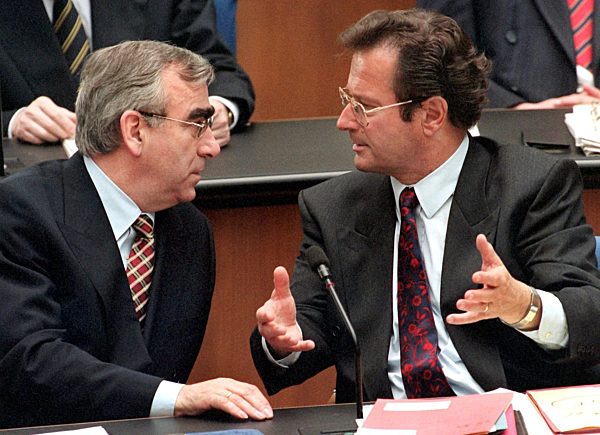 Niederlage für die Koalition beim Lauschangriff