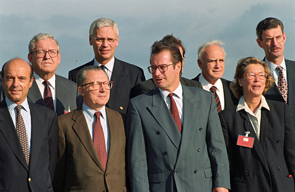 Außenministertreffen (Archivfoto und Text 1994)