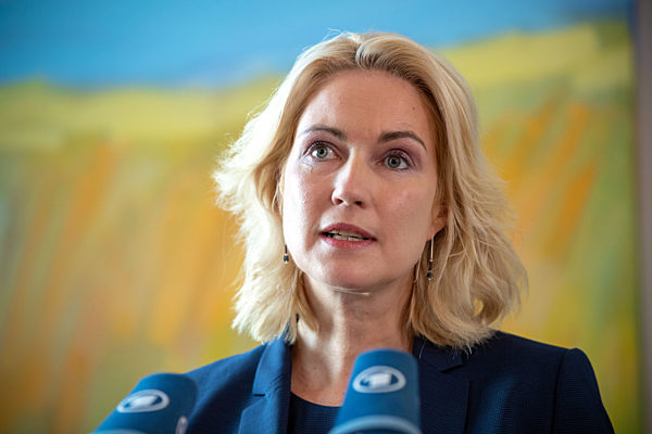Manuela Schwesig gibt Amt bei der Bundes-SPD auf