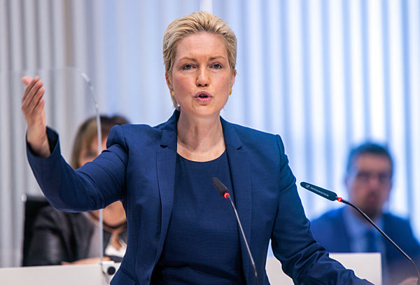 Landtagssitzung in Mecklenburg-Vorpommern