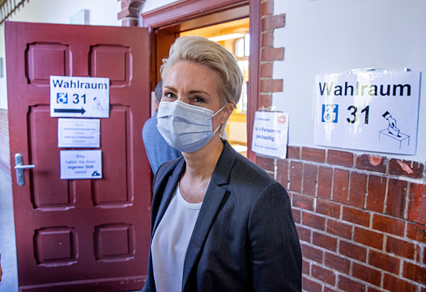 Landtagswahl MV - Stimmabgabe Schwesig SPD