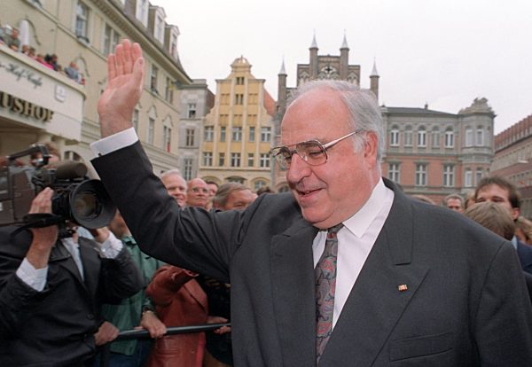 Kohl in Stralsund (Archivfoto und Text 1992)