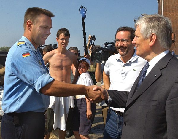 Hochwasser U-Boot-Besatzung Schily Platzeck