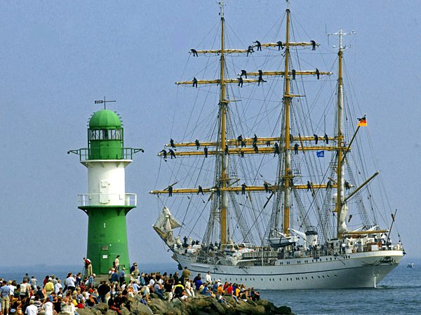 Geschwaderfahrt bei Hanse Sail