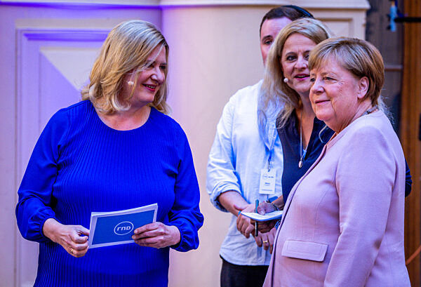 Ex-Bundeskanzlerin im Bürgergespräch