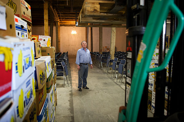 «Tatort»-Kommissar Sodann eröffnet DDR-Bibliothek