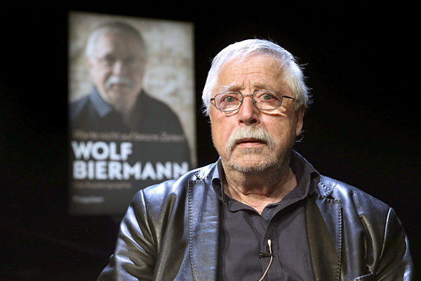 Wolf Biermann stellt seine Autobiografie vor