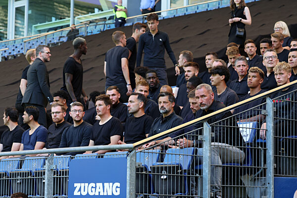 Fußball - Trauerfeier für Uwe Seeler im Volksparkstadion