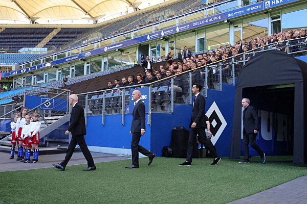 Fußball - Trauerfeier für Uwe Seeler im Volksparkstadion