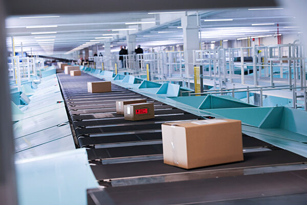 Neue Sortieranlage Deutsche Post DHL