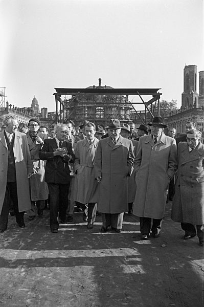 DDR - Molotow und Modrow 1954