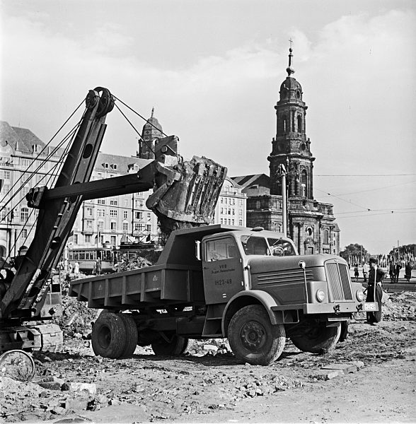 DDR - Dresdner Kreuzkirche 1956