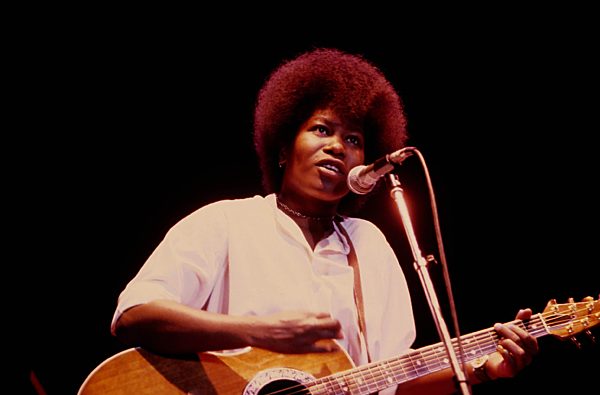 Joan Armatrading, 80er Jahre in Concert