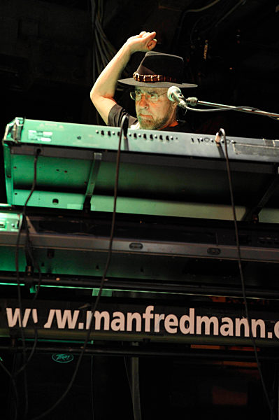 Manfred Mann«s Earth Band - Konzert am 17.06.2011 in Hamburg, Fabrik