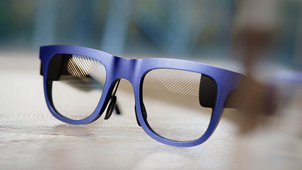 Schott AR Smart Glasses - SCHOTT AG