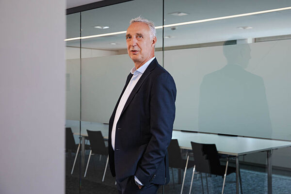 SCHOTT CEO Andreas Reisse