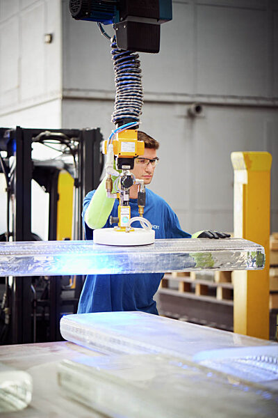 SCHOTT AG - People at SCHOTT