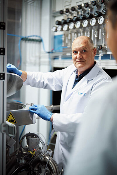 SCHOTT AG - People at SCHOTT