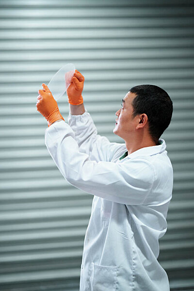 SCHOTT AG - People at SCHOTT