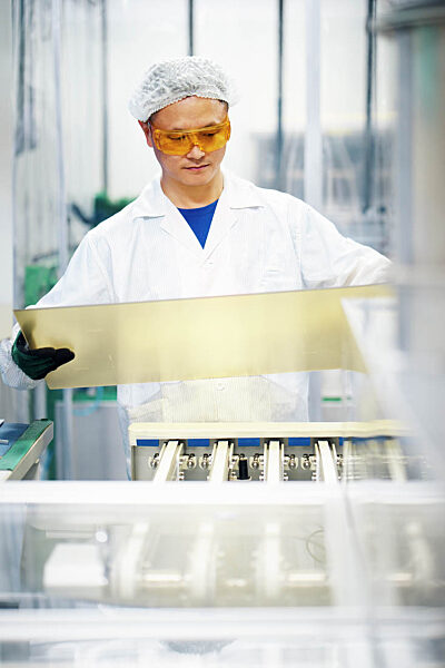 SCHOTT AG - People at SCHOTT