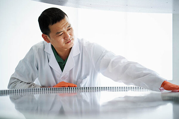 SCHOTT AG - People at SCHOTT