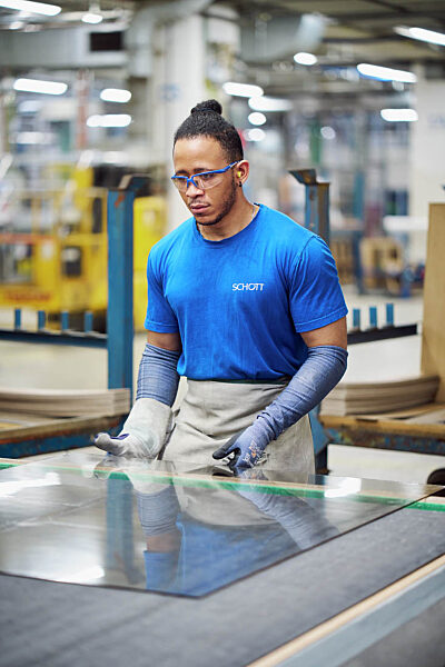 SCHOTT AG - People at SCHOTT