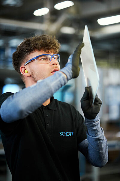 SCHOTT AG - People at SCHOTT