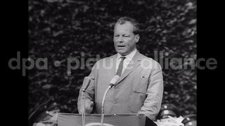 1961 – Germany: Status of Berlin during growing separation of East Berlin and West Berlin in 1961.