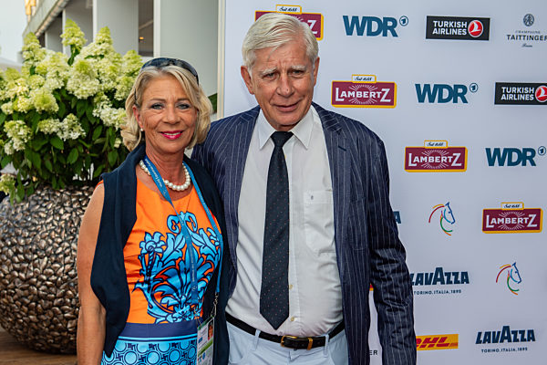 Roter Teppich beim CHIO in Aachen