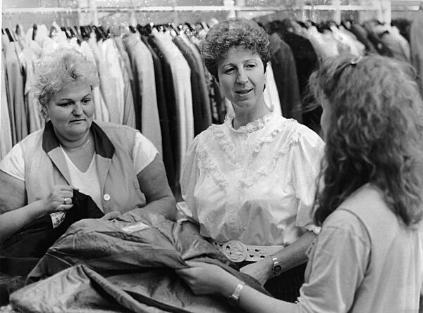 DDR, historisch, Handel / Einzelhandel / Versorgung / Kaufhäuser: Görlitz...